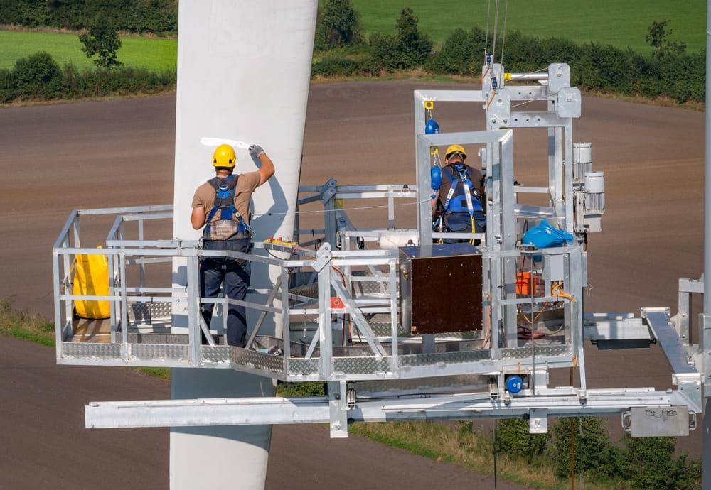 Naprawa łopat turbin wiatrowych